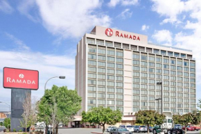 Отель Ramada Reno Hotel & Casino, Рино
